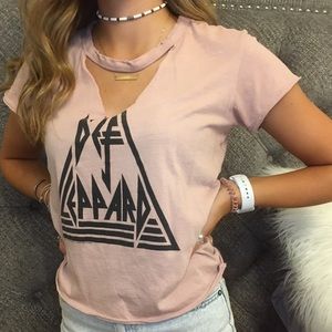 Def Leppard neck cutout tee